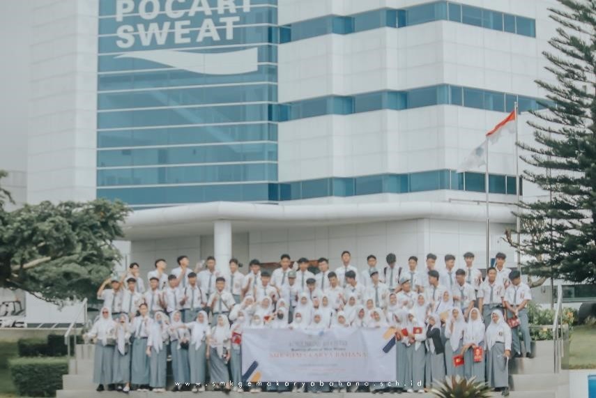 KUNJUNGAN INDUSTRI KE PT OTSUKA AMERTA